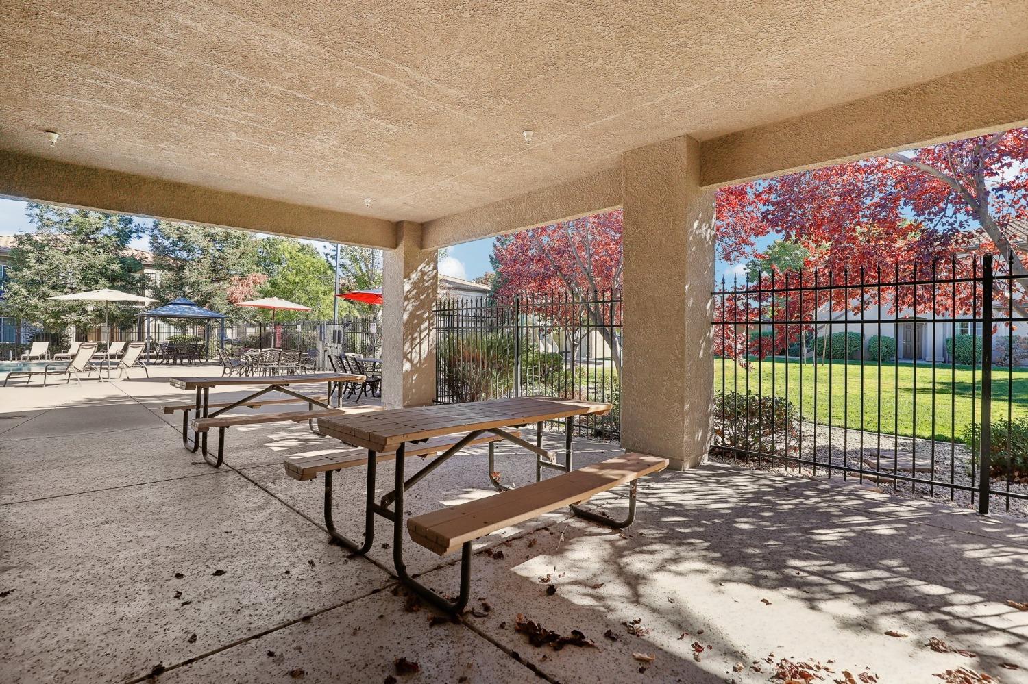 Detail Gallery Image 31 of 39 For 4200 E Commerce Way #2121,  Sacramento,  CA 95834 - 2 Beds | 2 Baths