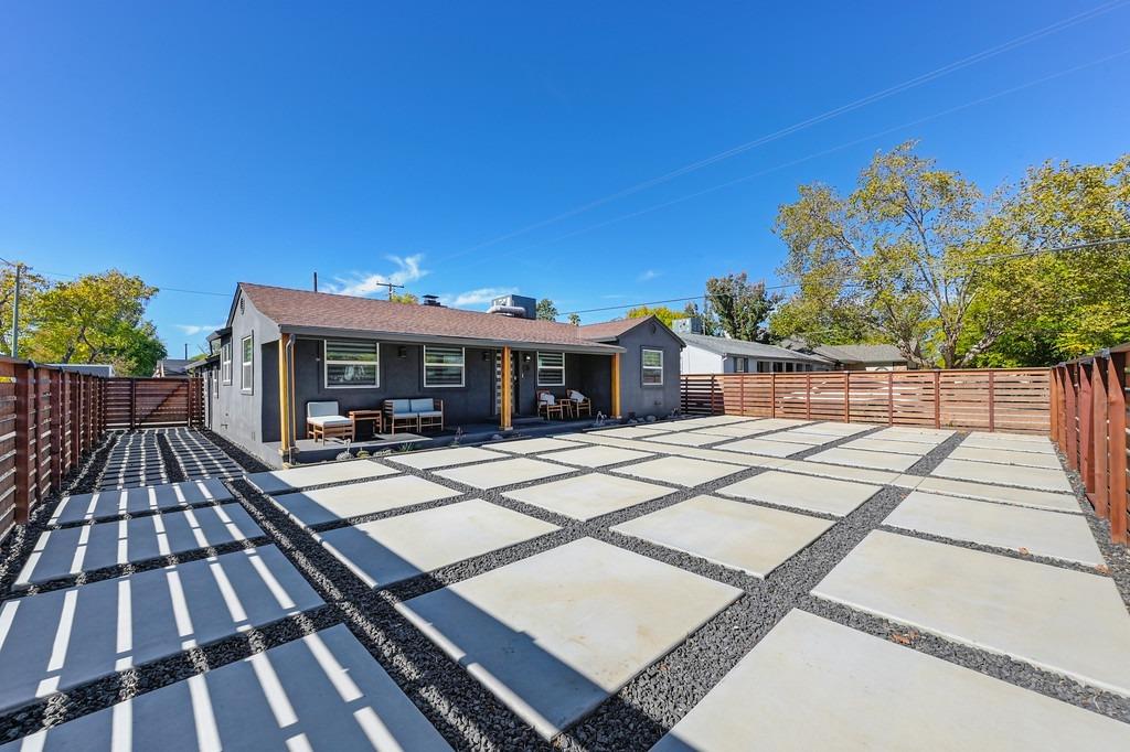 Detail Gallery Image 9 of 42 For 2901 Glacier St, Sacramento,  CA 95821 - 3 Beds | 1 Baths