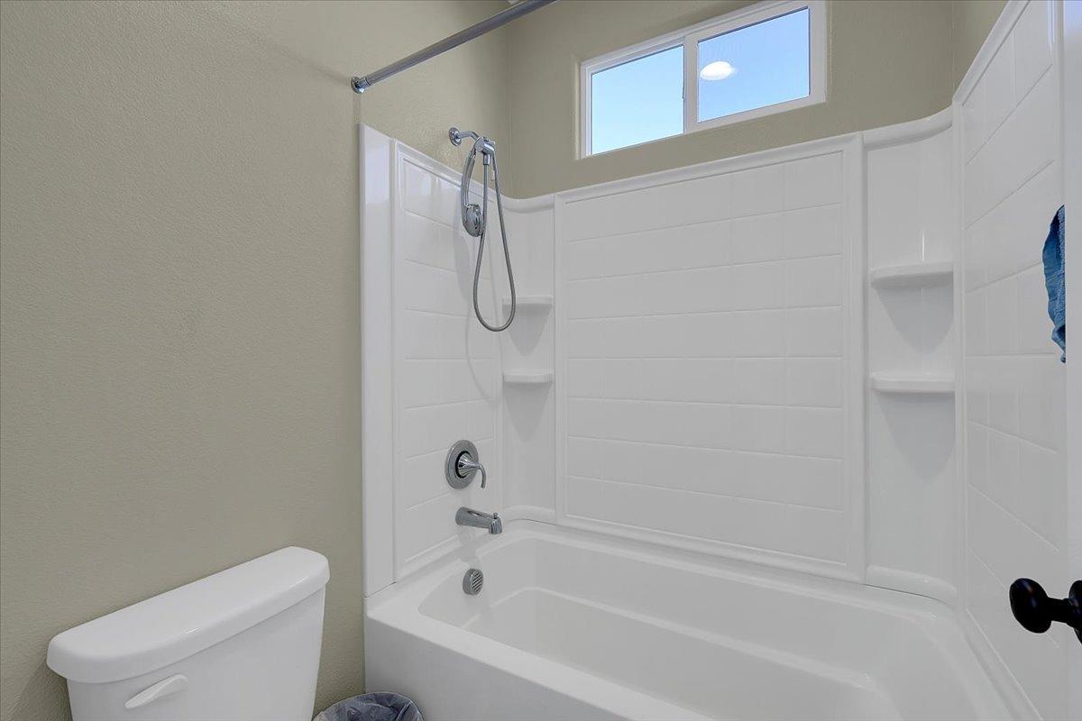 Detail Gallery Image 7 of 33 For 3554 Edington Dr, Rancho Cordova,  CA 95742 - 4 Beds | 2 Baths