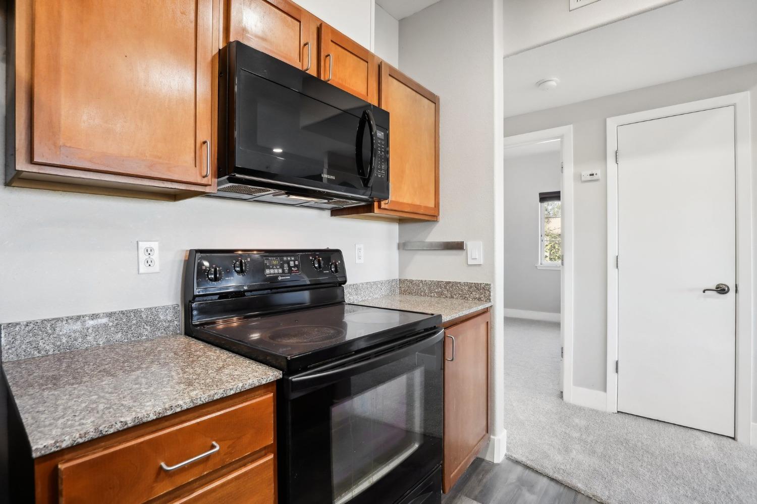 Detail Gallery Image 15 of 39 For 4200 E Commerce Way #2121,  Sacramento,  CA 95834 - 2 Beds | 2 Baths