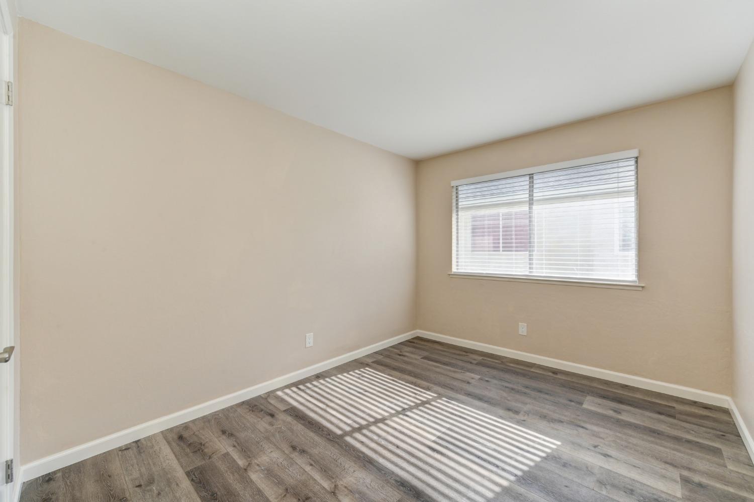 Detail Gallery Image 15 of 28 For 6229 Longford Dr #4,  Citrus Heights,  CA 95621 - 2 Beds | 1 Baths