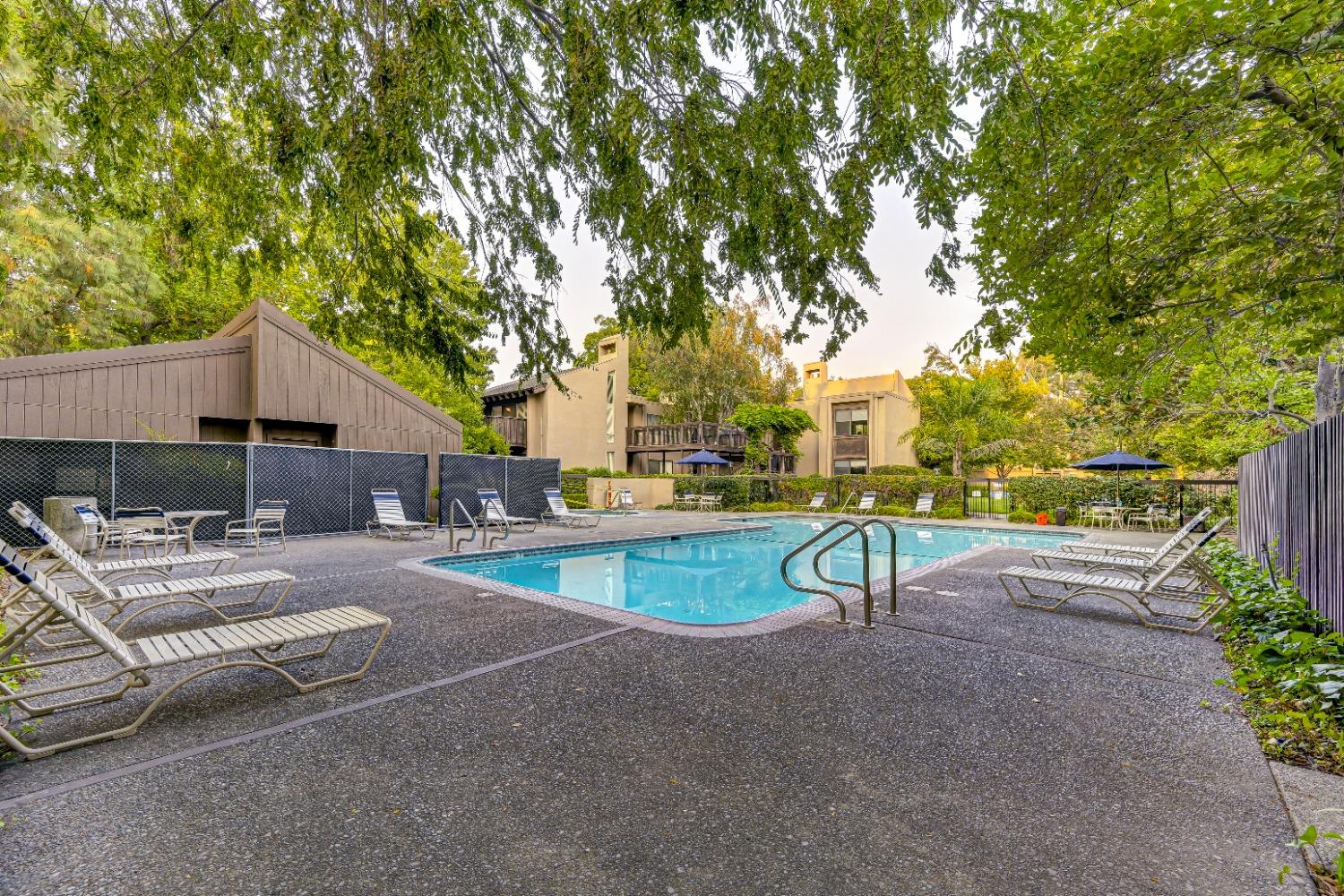 Detail Gallery Image 29 of 32 For 606 Woodside Sierra #6,  Sacramento,  CA 95825 - 1 Beds | 1 Baths