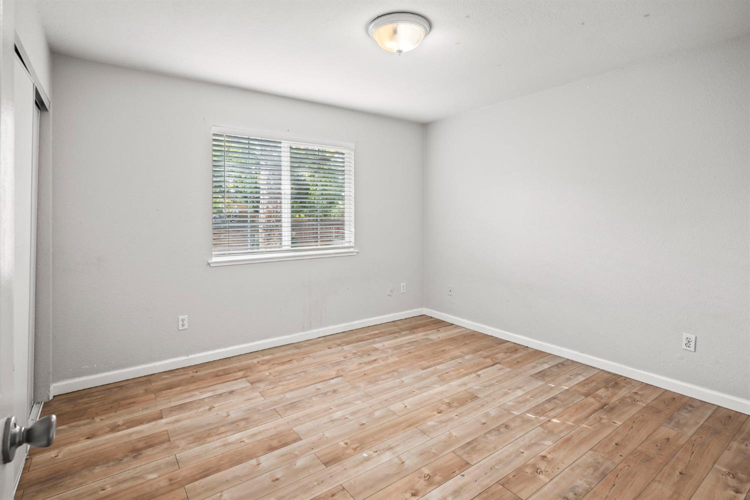 Detail Gallery Image 15 of 22 For 3429 Cypress St, Sacramento,  CA 95838 - 4 Beds | 2 Baths