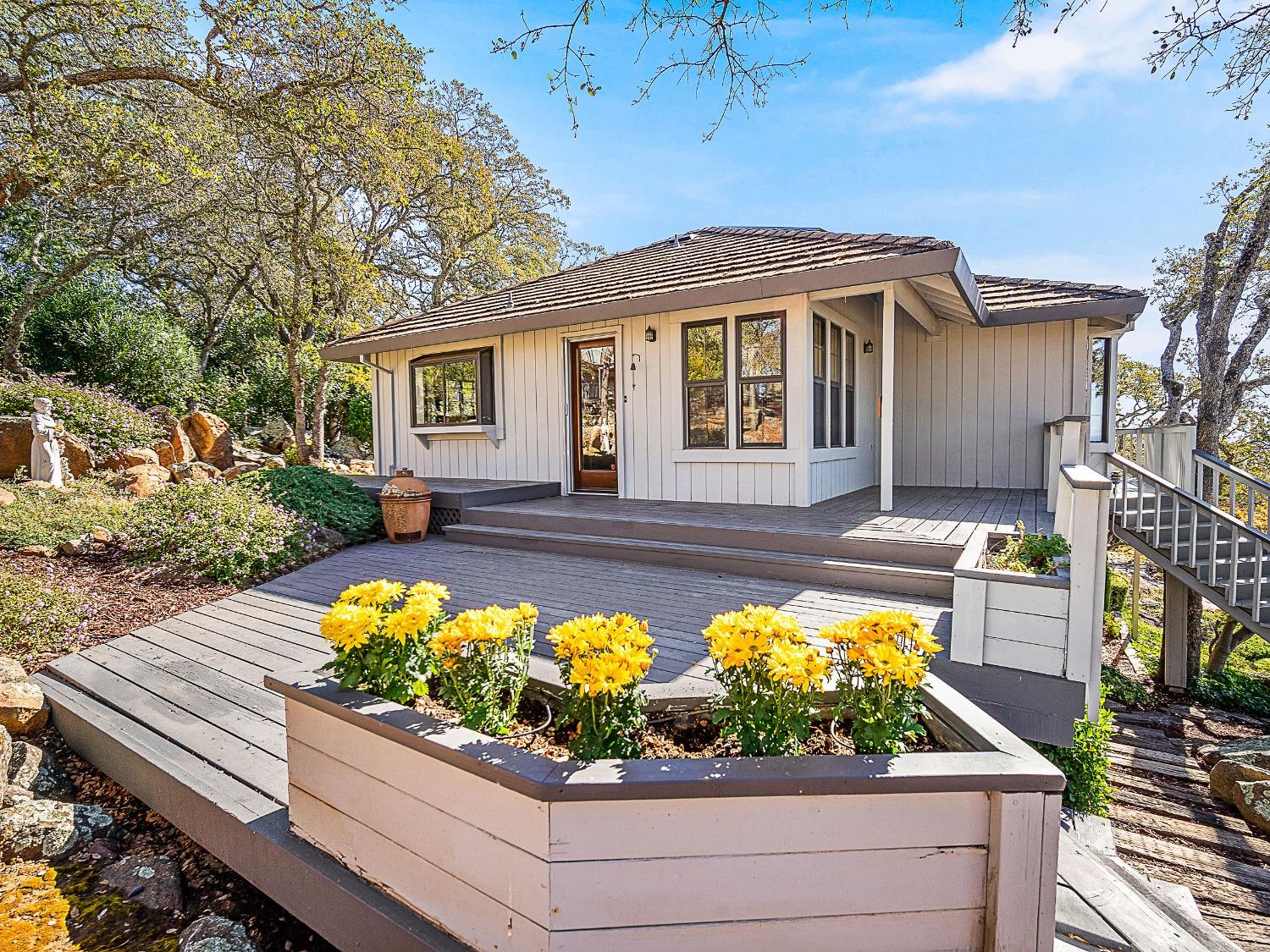 Detail Gallery Image 13 of 59 For 3525 Rocky Ridge Way, El Dorado Hills,  CA 95762 - 4 Beds | 3 Baths