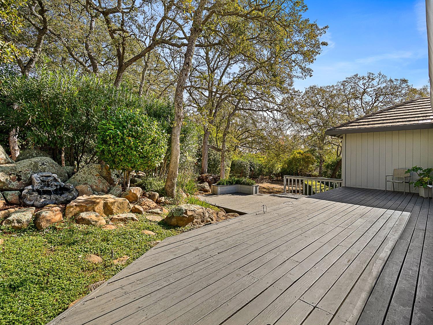 Detail Gallery Image 17 of 59 For 3525 Rocky Ridge Way, El Dorado Hills,  CA 95762 - 4 Beds | 3 Baths