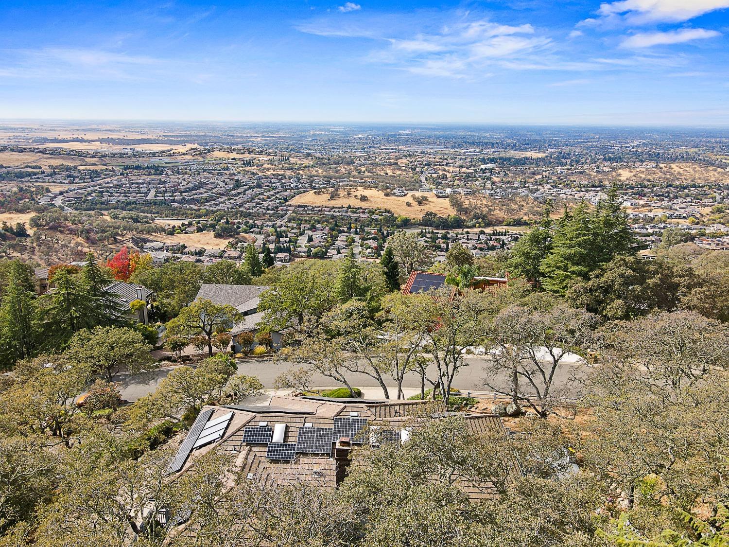 Detail Gallery Image 4 of 59 For 3525 Rocky Ridge Way, El Dorado Hills,  CA 95762 - 4 Beds | 3 Baths