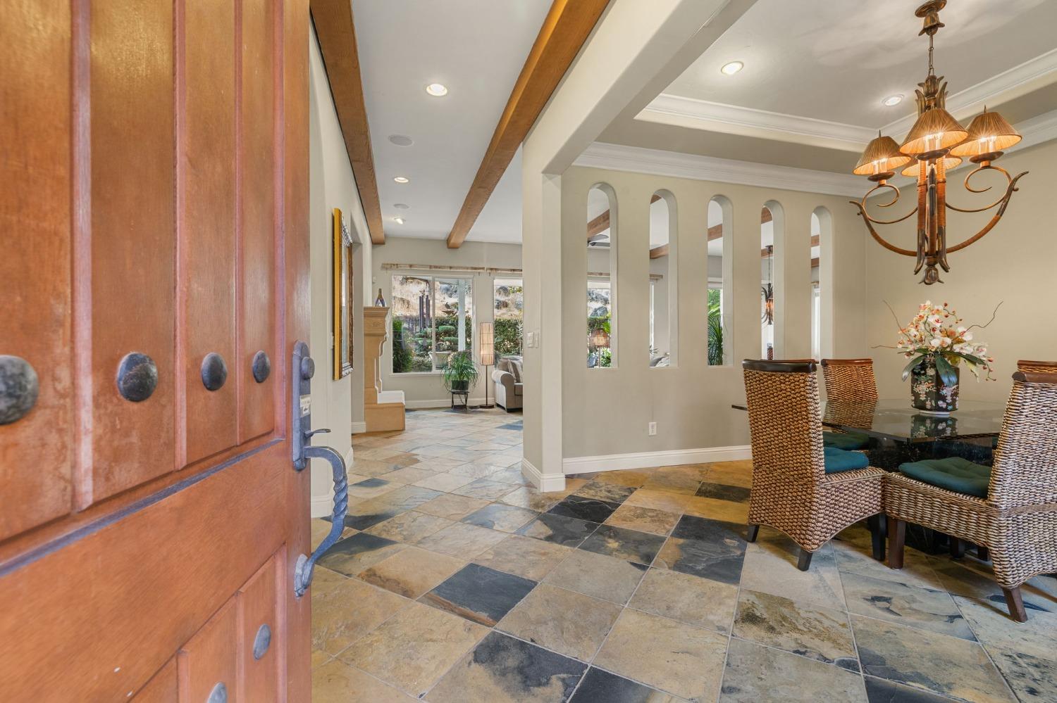 Detail Gallery Image 11 of 69 For 737 Morningside Ct, Folsom,  CA 95630 - 2 Beds | 2 Baths