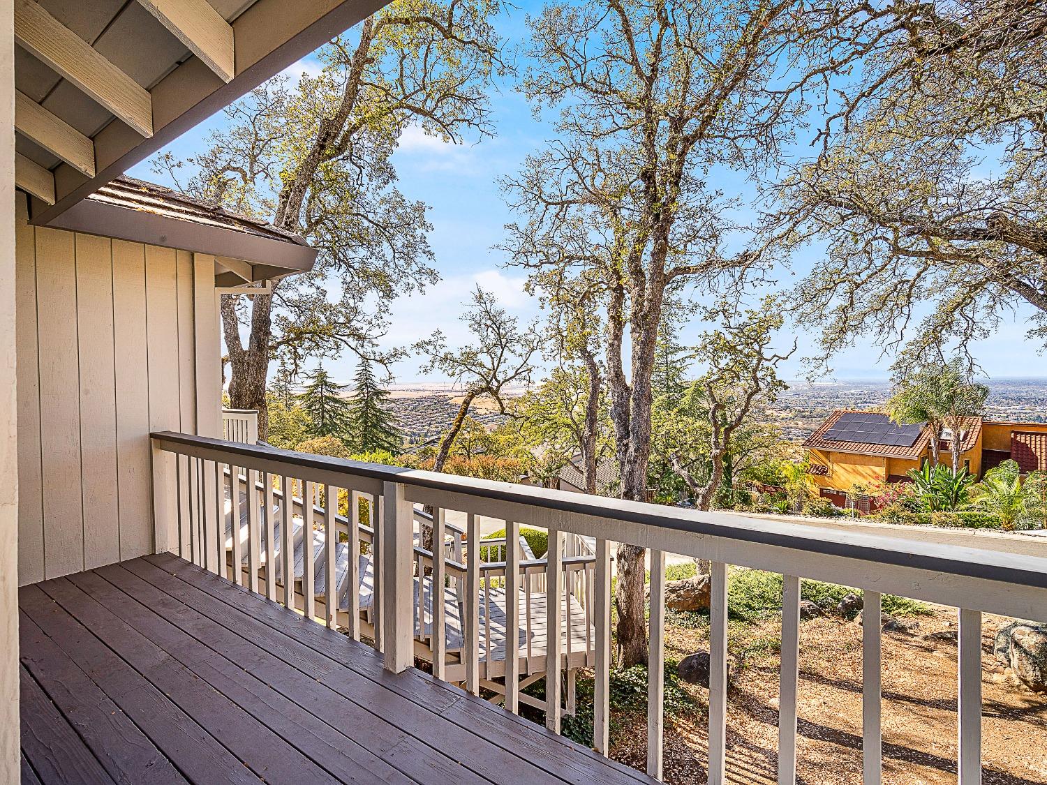 Detail Gallery Image 15 of 59 For 3525 Rocky Ridge Way, El Dorado Hills,  CA 95762 - 4 Beds | 3 Baths