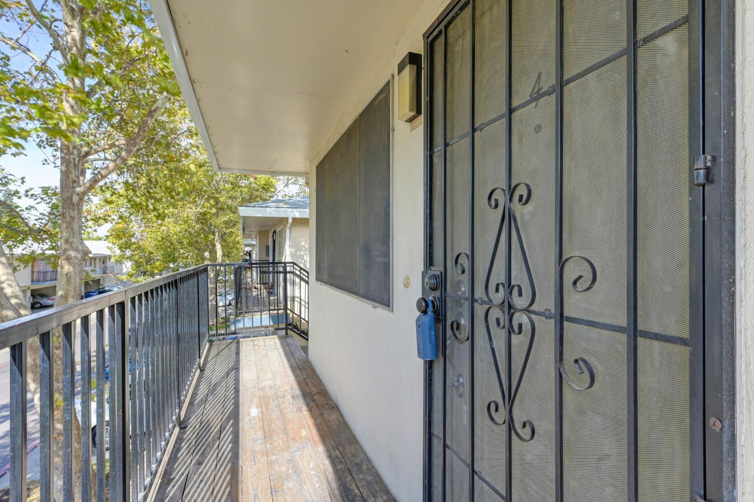 Detail Gallery Image 22 of 28 For 6229 Longford Dr #4,  Citrus Heights,  CA 95621 - 2 Beds | 1 Baths