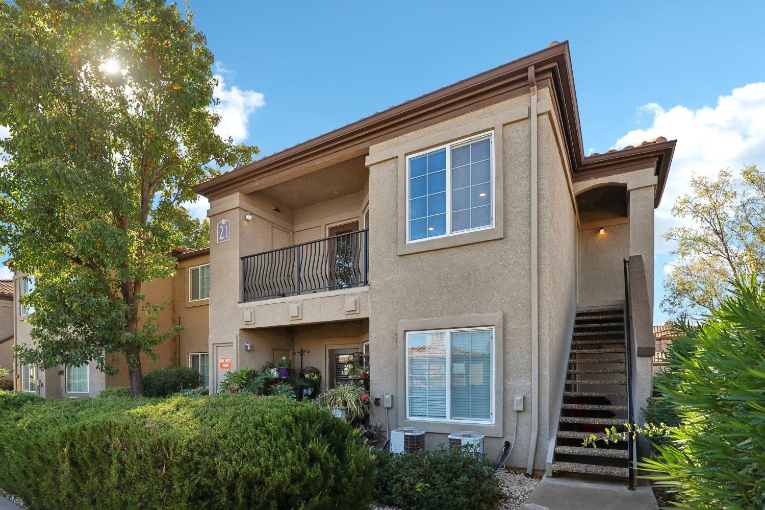 Detail Gallery Image 1 of 39 For 4200 E Commerce Way #2121,  Sacramento,  CA 95834 - 2 Beds | 2 Baths