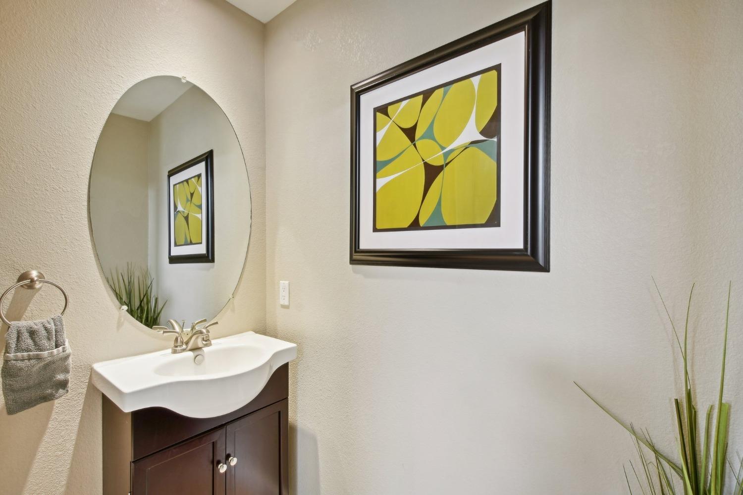 Detail Gallery Image 16 of 34 For 8505 Thornbury Dr, Antelope,  CA 95843 - 3 Beds | 2/1 Baths