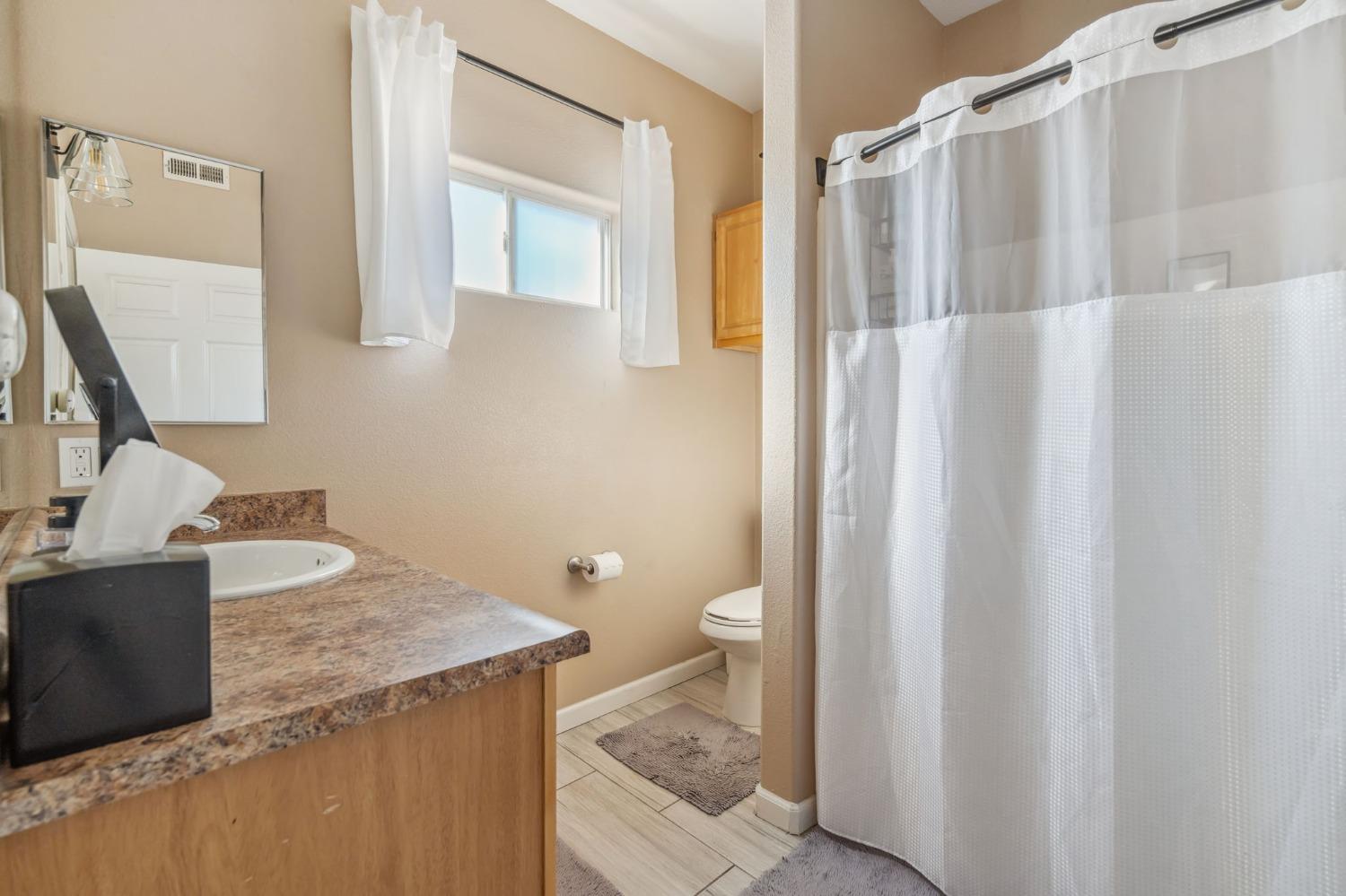 Detail Gallery Image 12 of 23 For 501 Gibson Dr #823,  Roseville,  CA 95678 - 2 Beds | 2 Baths