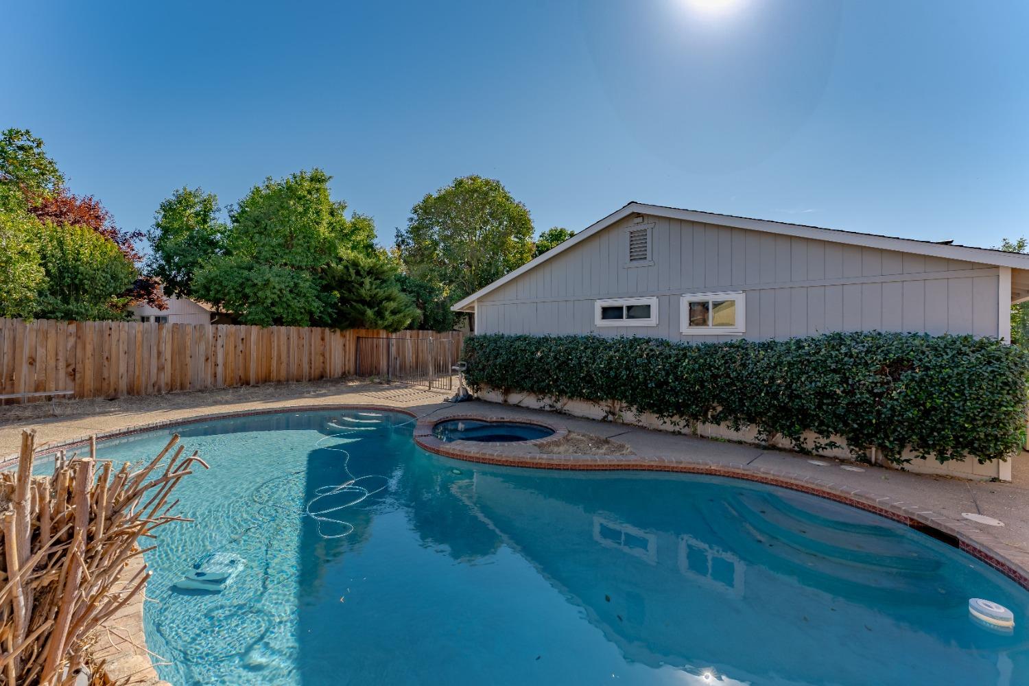 Detail Gallery Image 36 of 40 For 3361 Hartselle Way, Sacramento,  CA 95827 - 4 Beds | 2 Baths