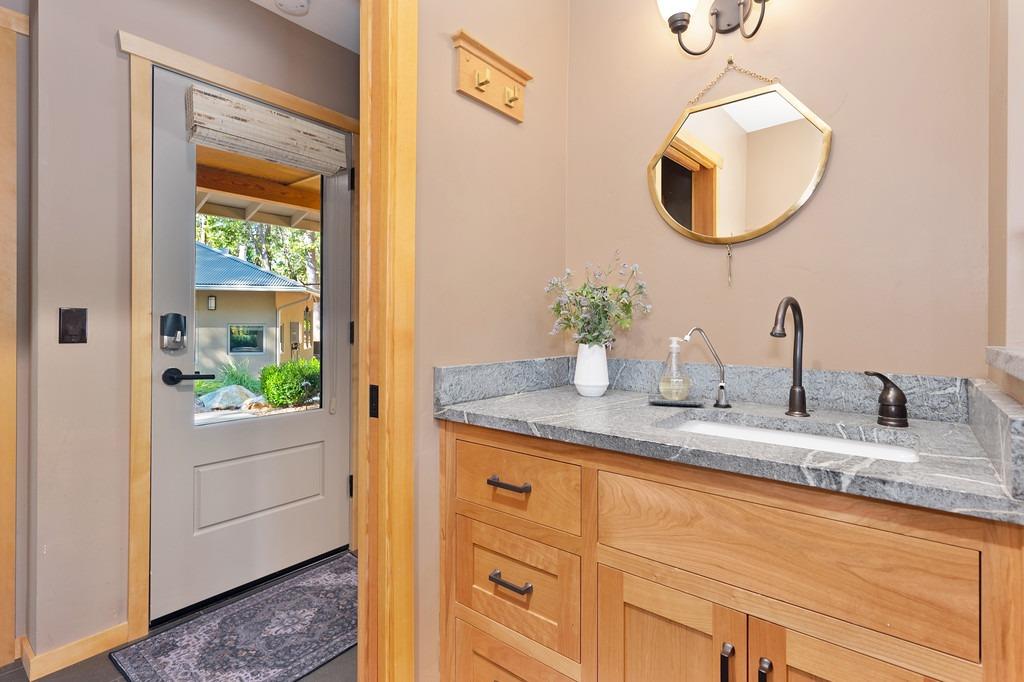 Detail Gallery Image 26 of 38 For 11345 Tower Hill Rd, Nevada City,  CA 95959 - 2 Beds | 2 Baths