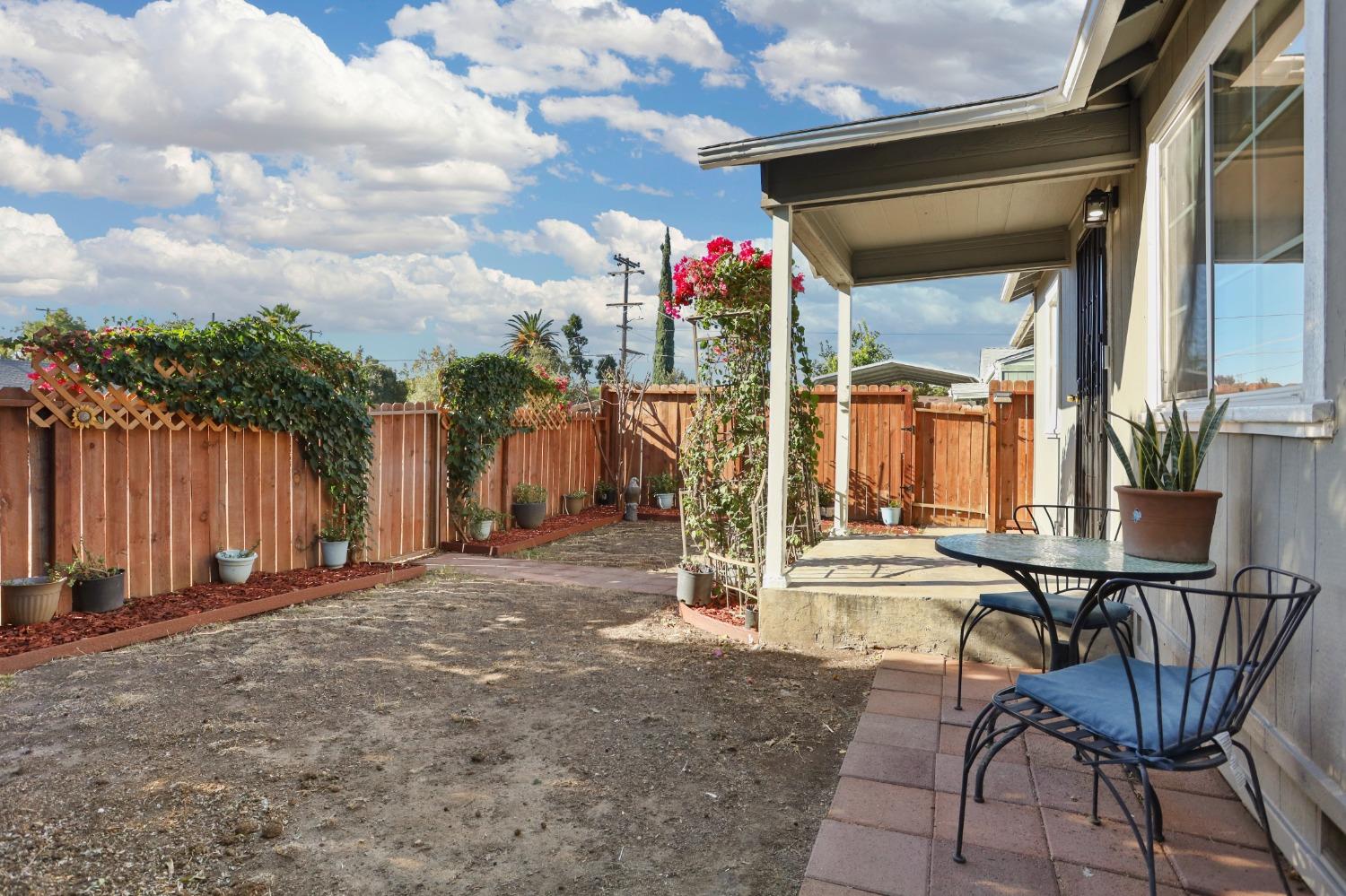 Detail Gallery Image 10 of 39 For 4815 Horner Ave, Stockton,  CA 95215 - 3 Beds | 1/1 Baths