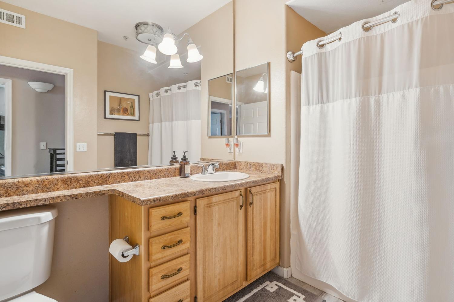 Detail Gallery Image 15 of 23 For 501 Gibson Dr #823,  Roseville,  CA 95678 - 2 Beds | 2 Baths