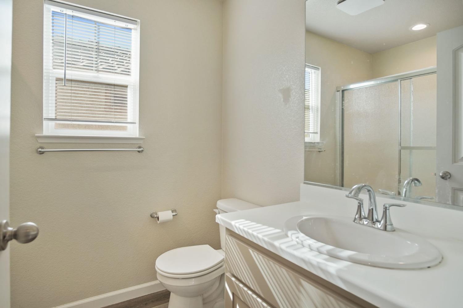 Detail Gallery Image 20 of 26 For 2628 W Hawaiian Petrel Ave, Modesto,  CA 95355 - 4 Beds | 2/1 Baths