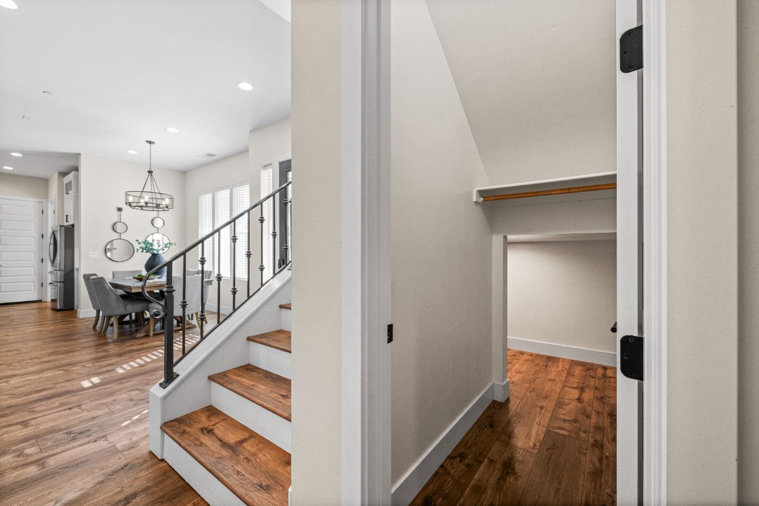 Detail Gallery Image 16 of 67 For 7733 Glenn Ave, Citrus Heights,  CA 95610 - 4 Beds | 2/1 Baths