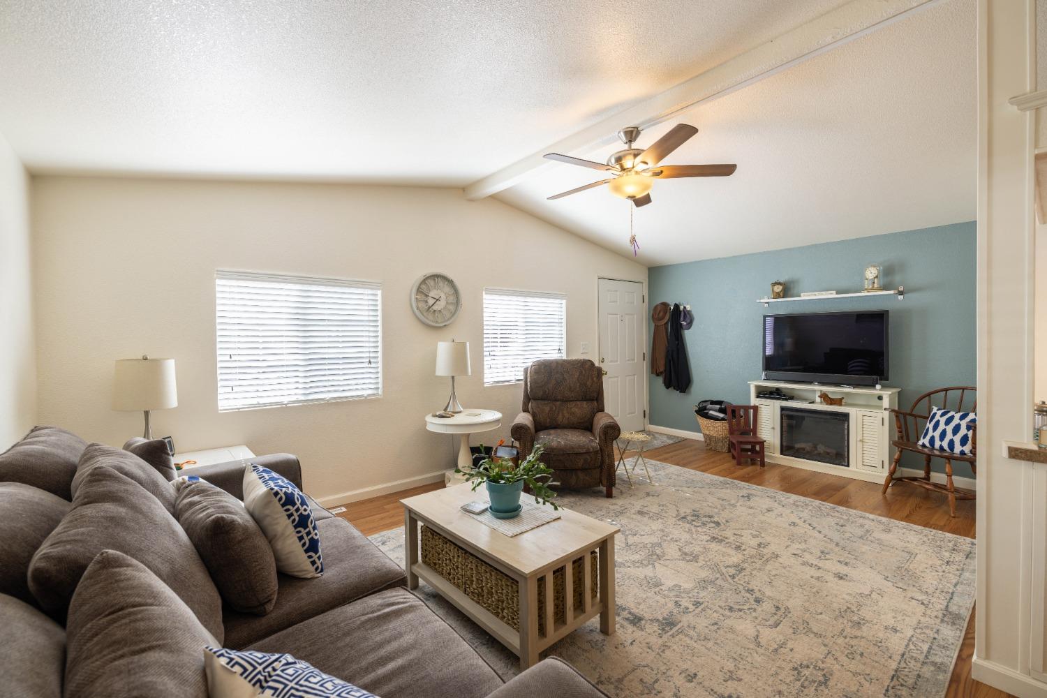 Detail Gallery Image 6 of 37 For 22 Larkspur Ave 22, Auburn,  CA 95603 - 2 Beds | 2 Baths