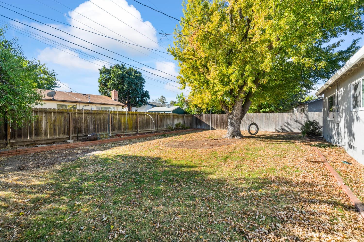 Detail Gallery Image 19 of 21 For 1136 Vernal St, Manteca,  CA 95337 - 3 Beds | 2 Baths