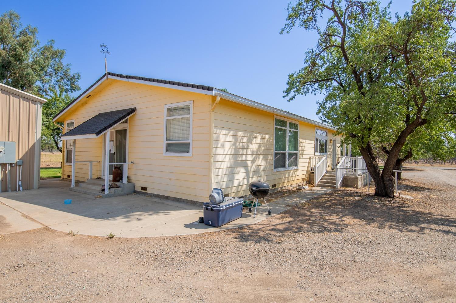 Detail Gallery Image 3 of 75 For 6595 Wisconsin Ave, Arbuckle,  CA 95912 - 3 Beds | 2 Baths