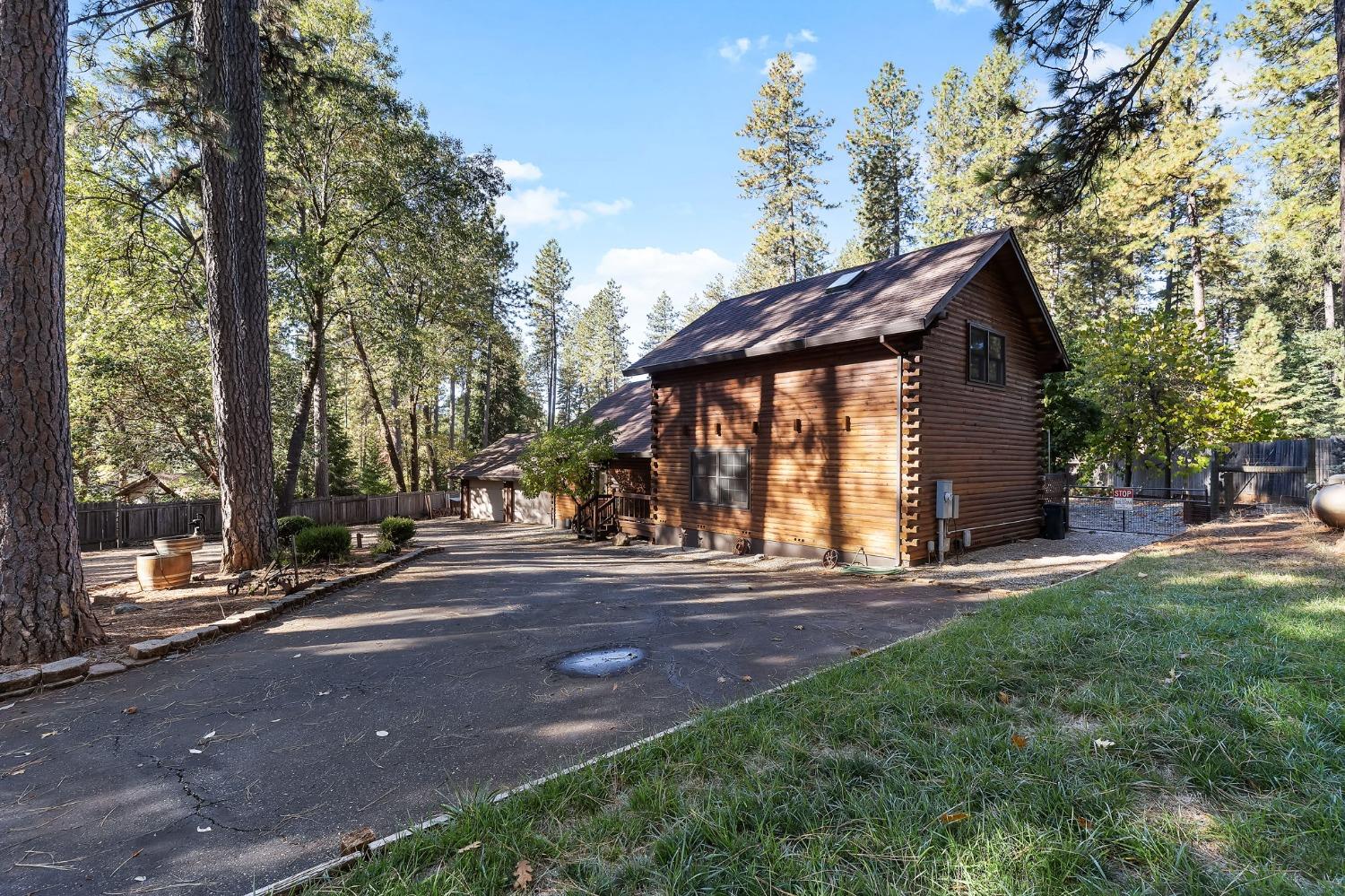 Detail Gallery Image 45 of 65 For 5916 Silverleaf Dr, Foresthill,  CA 95631 - 2 Beds | 2 Baths