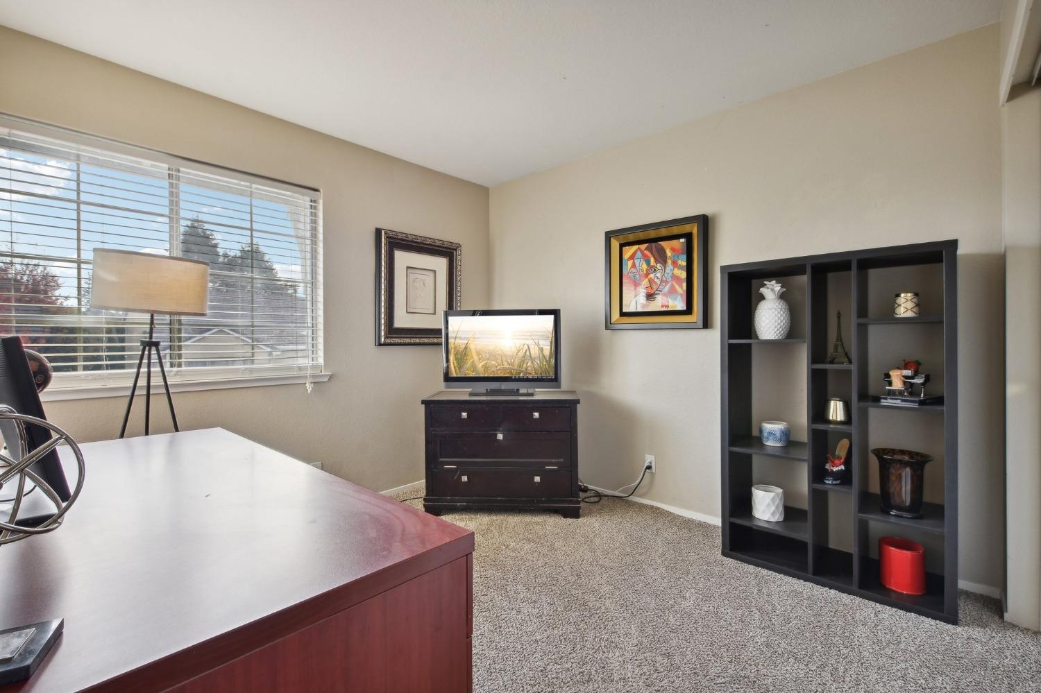 Detail Gallery Image 27 of 34 For 8505 Thornbury Dr, Antelope,  CA 95843 - 3 Beds | 2/1 Baths