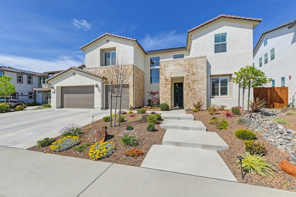 Detail Gallery Image 3 of 67 For 3186 Anastasia Way, Lincoln,  CA 95648 - 4 Beds | 3 Baths