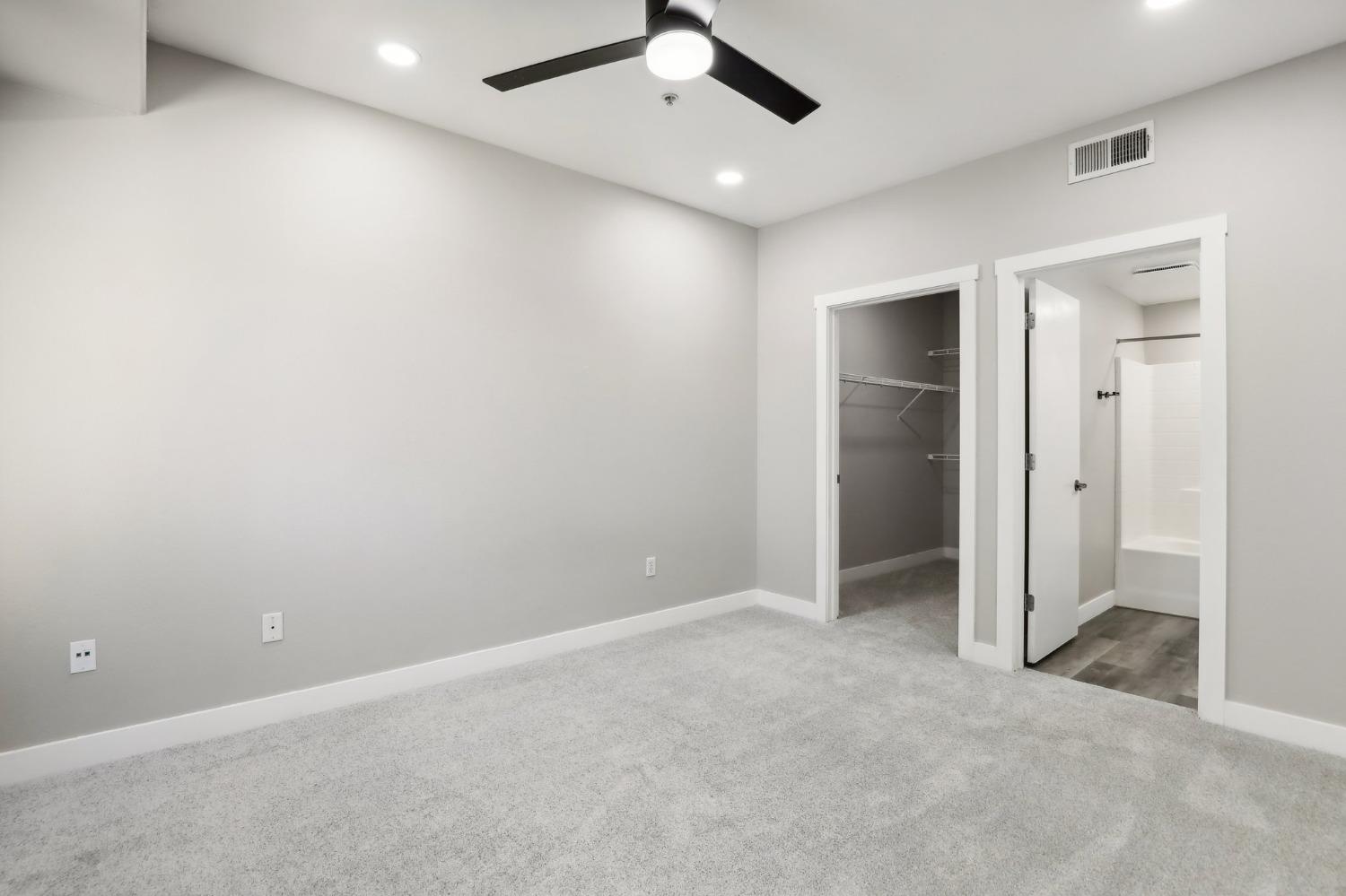 Detail Gallery Image 18 of 39 For 4200 E Commerce Way #2121,  Sacramento,  CA 95834 - 2 Beds | 2 Baths