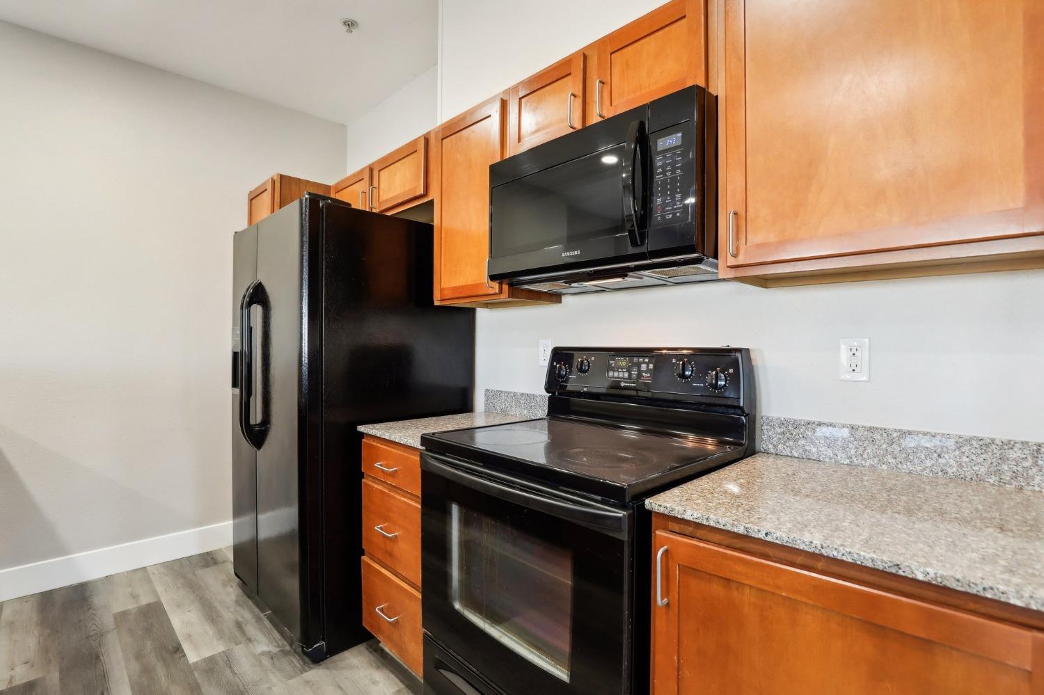 Detail Gallery Image 12 of 39 For 4200 E Commerce Way #2121,  Sacramento,  CA 95834 - 2 Beds | 2 Baths