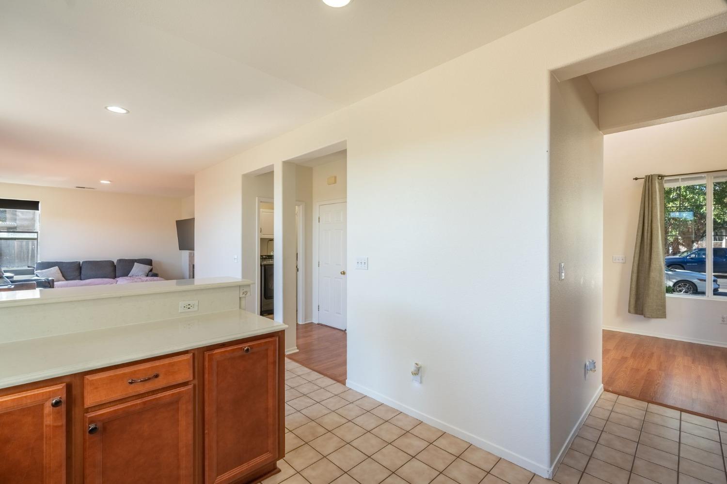 Detail Gallery Image 17 of 31 For 470 Baldwin Ct, Tracy,  CA 95376 - 3 Beds | 2/1 Baths