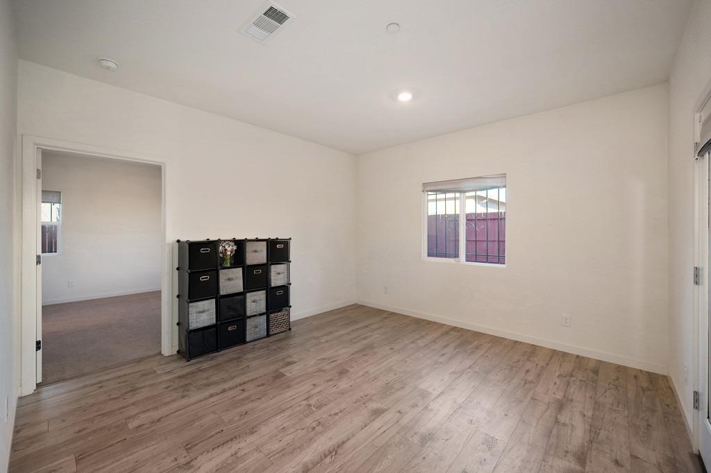 Detail Gallery Image 16 of 33 For 1254 S Peregrine Ct, Stockton,  CA 95215 - 3 Beds | 2 Baths