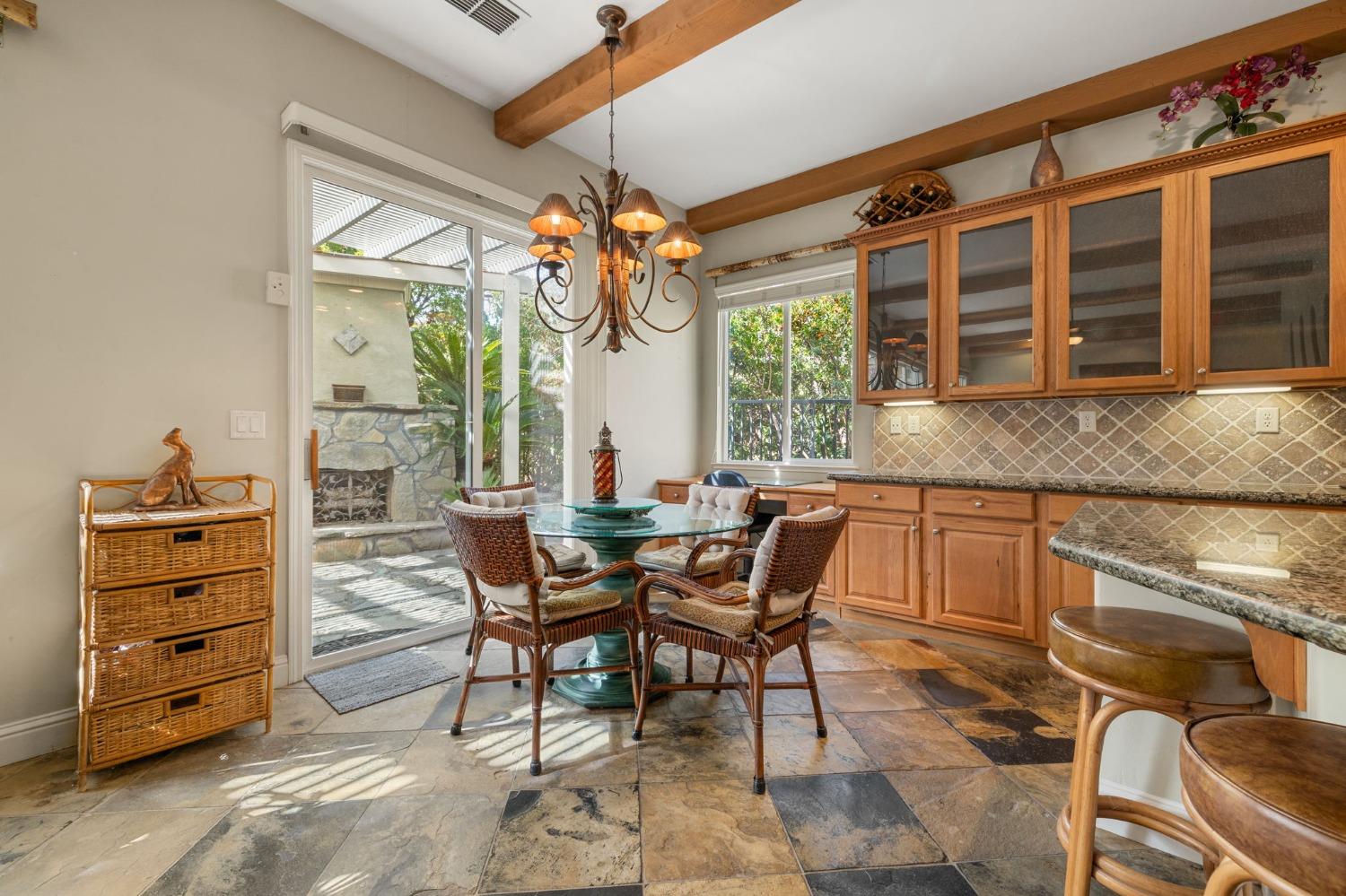 Detail Gallery Image 21 of 69 For 737 Morningside Ct, Folsom,  CA 95630 - 2 Beds | 2 Baths