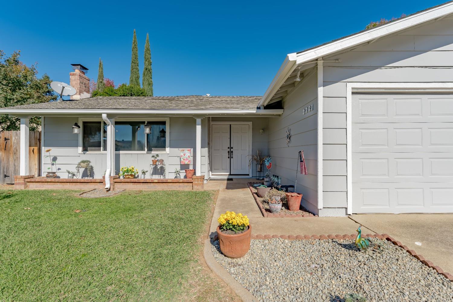 Detail Gallery Image 4 of 40 For 3361 Hartselle Way, Sacramento,  CA 95827 - 4 Beds | 2 Baths