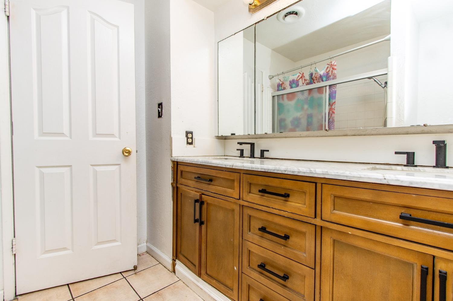 Detail Gallery Image 18 of 37 For 805 Tully Rd #22,  Modesto,  CA 95350 - 2 Beds | 2 Baths