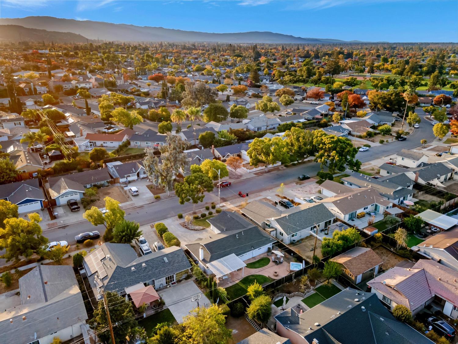 Detail Gallery Image 52 of 53 For 5684 Holland Ln, San Jose,  CA 95118 - 3 Beds | 2 Baths