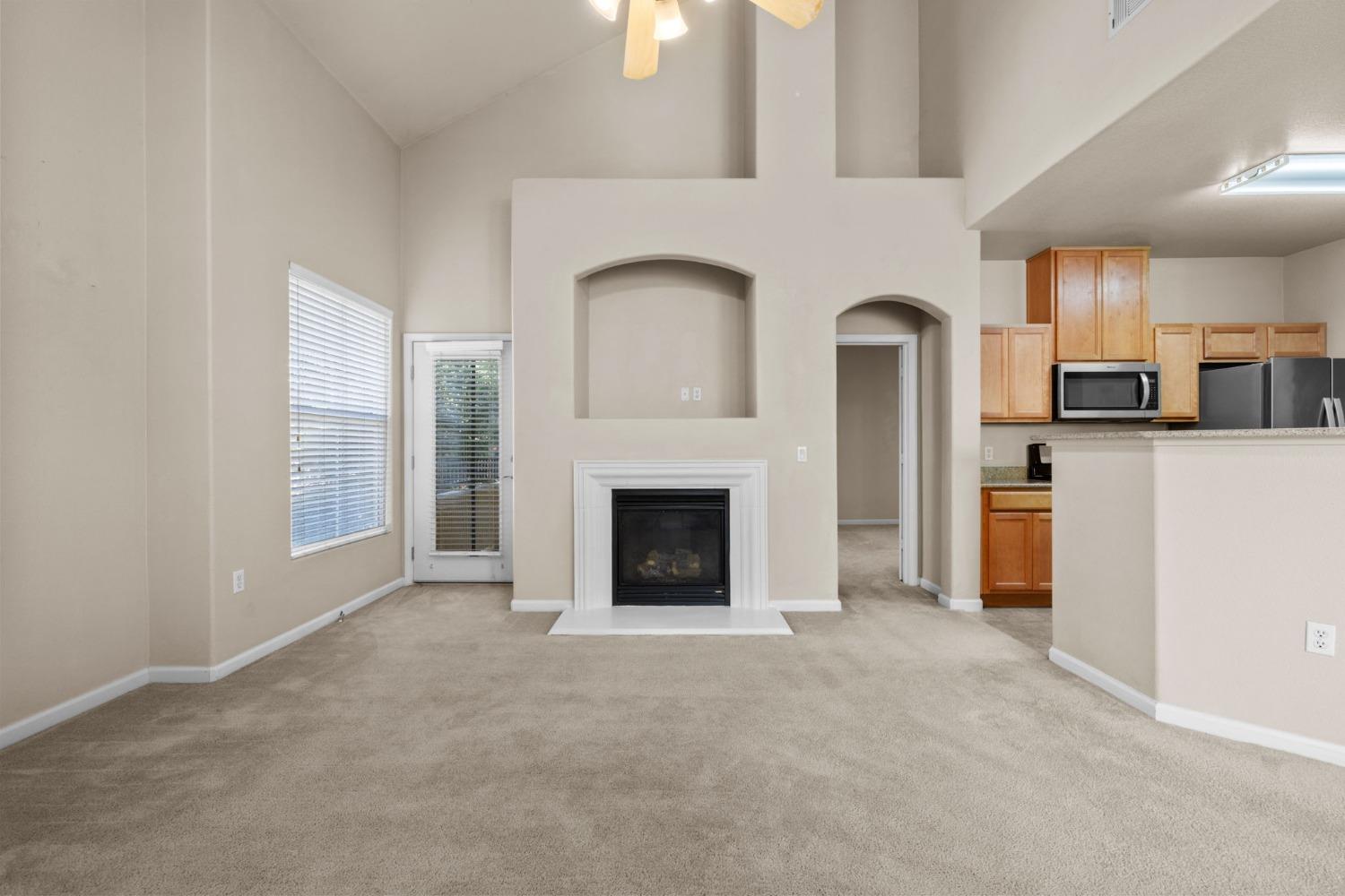 Detail Gallery Image 11 of 59 For 2487 Torino St #1,  West Sacramento,  CA 95691 - 2 Beds | 2 Baths