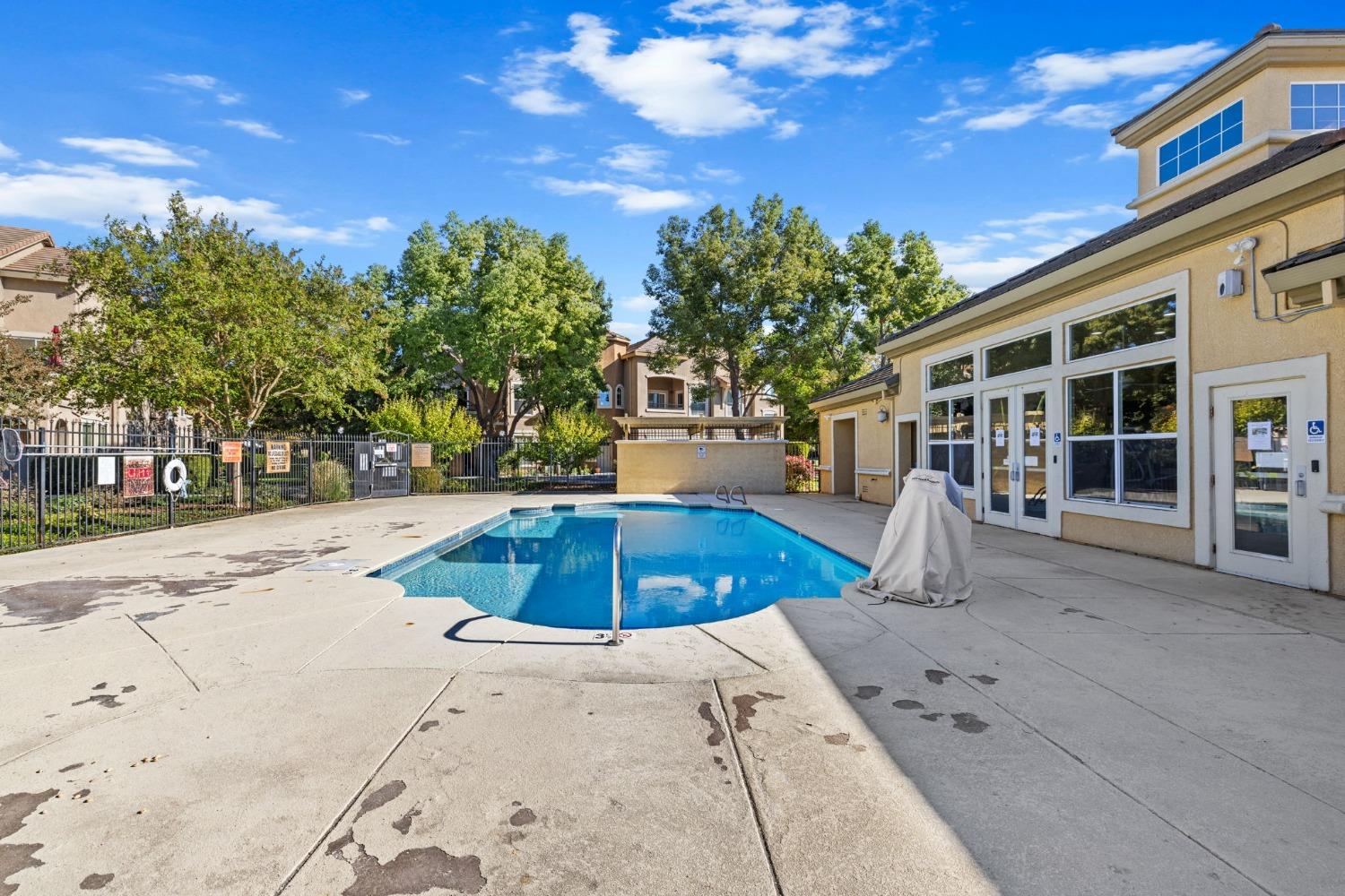 Detail Gallery Image 48 of 59 For 2487 Torino St #1,  West Sacramento,  CA 95691 - 2 Beds | 2 Baths