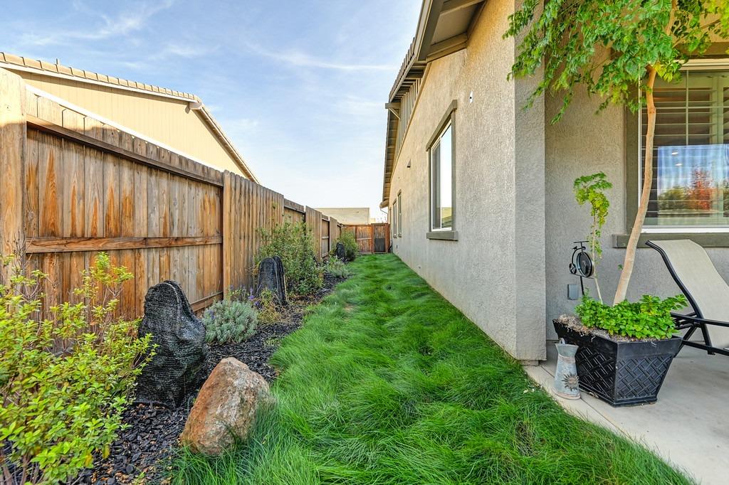 Detail Gallery Image 51 of 55 For 520 Lodge Ct, Lincoln,  CA 95648 - 3 Beds | 3/1 Baths