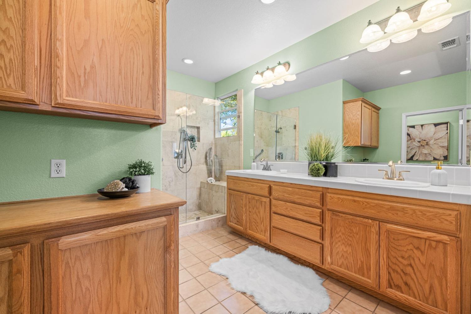 Detail Gallery Image 49 of 96 For 4777 Monte Mar Dr, El Dorado Hills,  CA 95762 - 2 Beds | 2 Baths