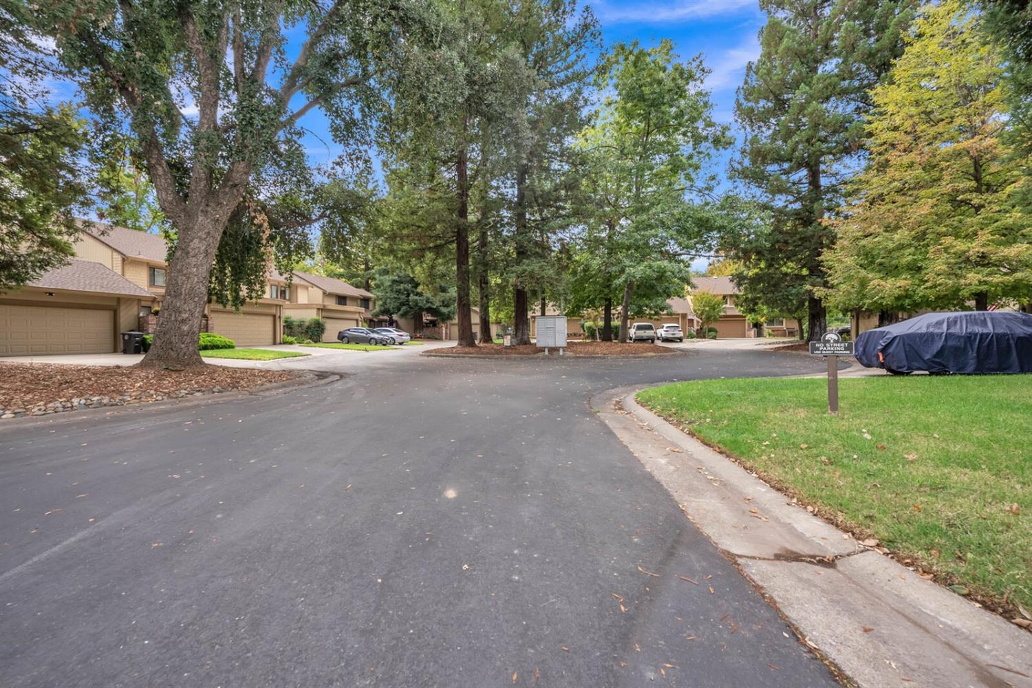 Detail Gallery Image 32 of 34 For 6453 Montez Ct, Citrus Heights,  CA 95621 - 3 Beds | 2 Baths