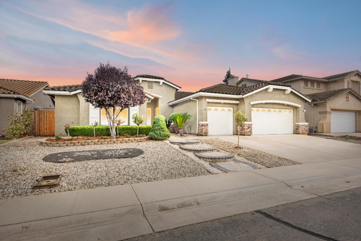 Detail Gallery Image 1 of 67 For 10087 Wyatt Ranch Way, Sacramento,  CA 95829 - 4 Beds | 3 Baths