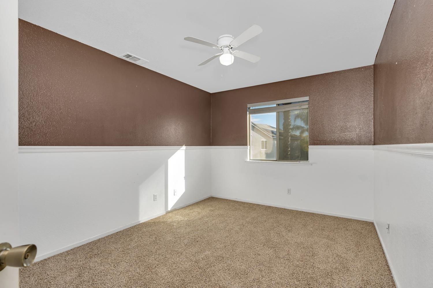 Detail Gallery Image 33 of 40 For 2557 Canvasback, Los Banos,  CA 93635 - 3 Beds | 2/1 Baths