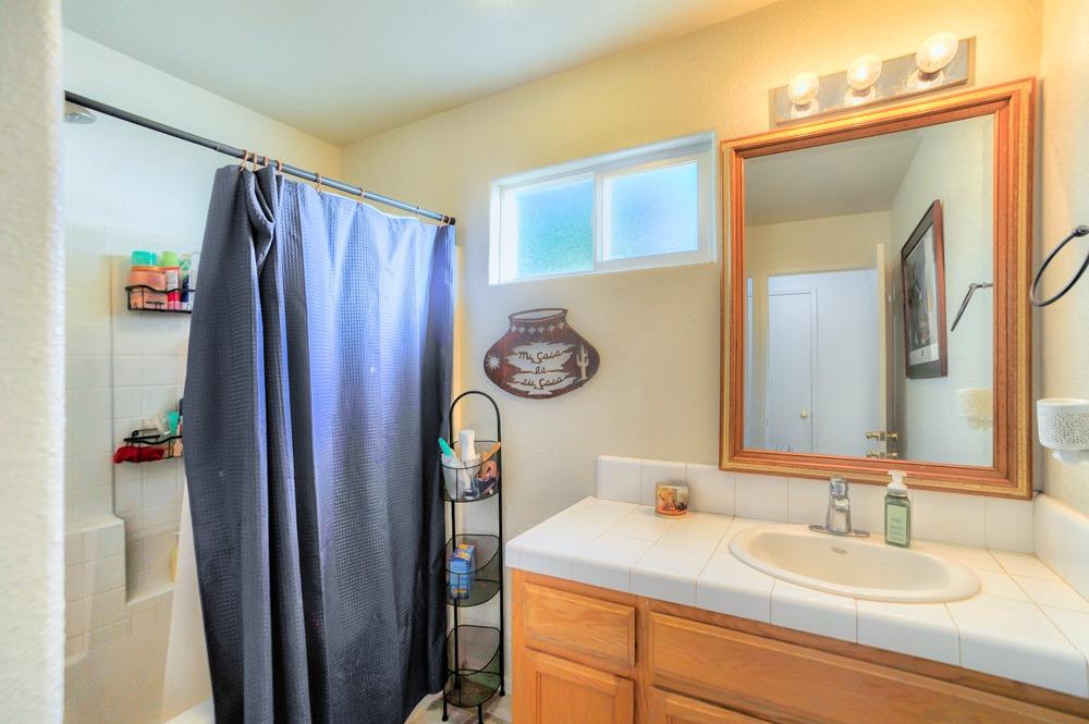 Detail Gallery Image 26 of 35 For 11799 N Highway 99, Lodi,  CA 95240 - 3 Beds | 2 Baths