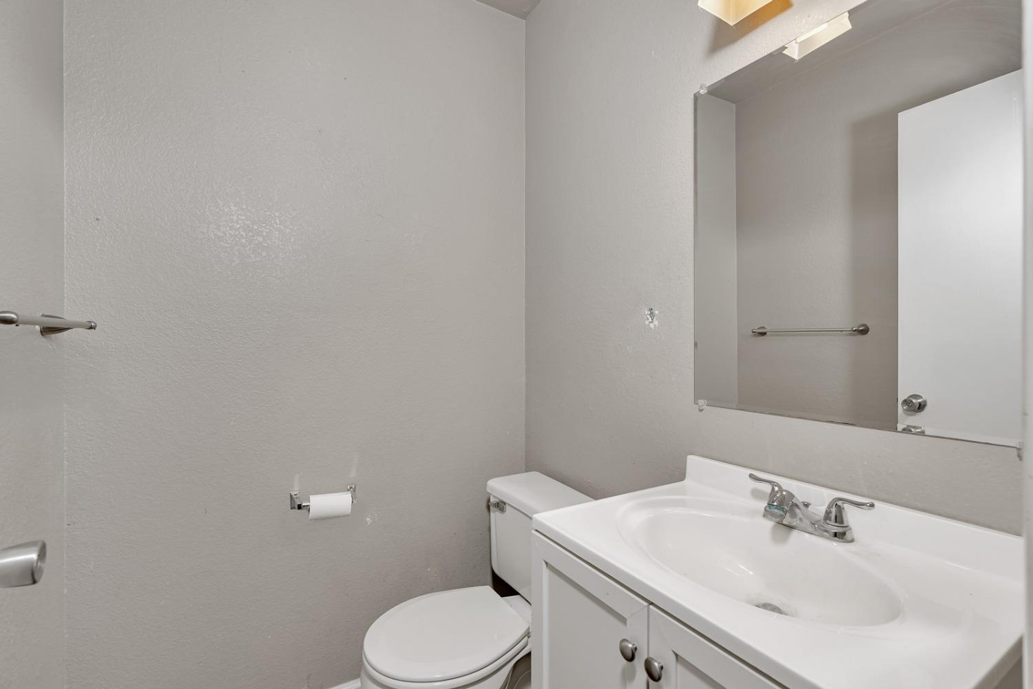 Detail Gallery Image 22 of 40 For 2557 Canvasback, Los Banos,  CA 93635 - 3 Beds | 2/1 Baths