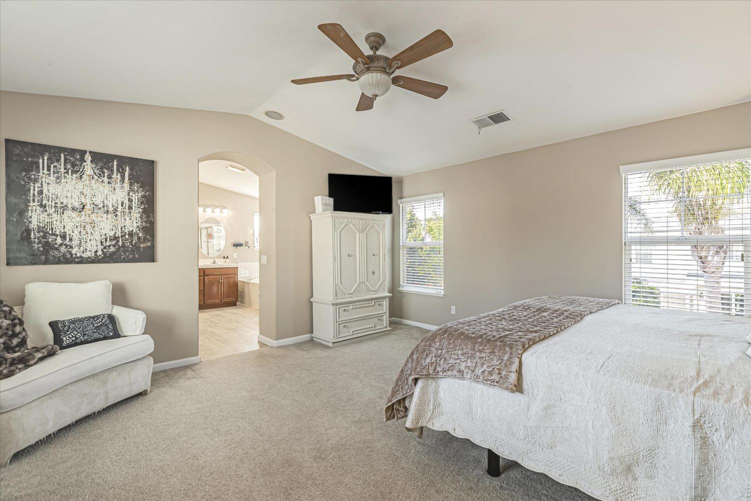 Detail Gallery Image 34 of 68 For 1307 Shady Ct, Tracy,  CA 95377 - 5 Beds | 3 Baths