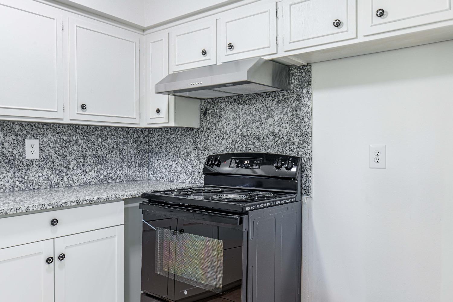 Detail Gallery Image 3 of 22 For 617 W Granger Ave #83,  Modesto,  CA 95350 - 2 Beds | 2 Baths