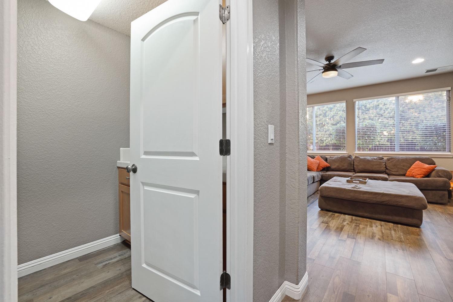 Detail Gallery Image 22 of 60 For 2909 Essie Way, Modesto,  CA 95355 - 4 Beds | 2/1 Baths