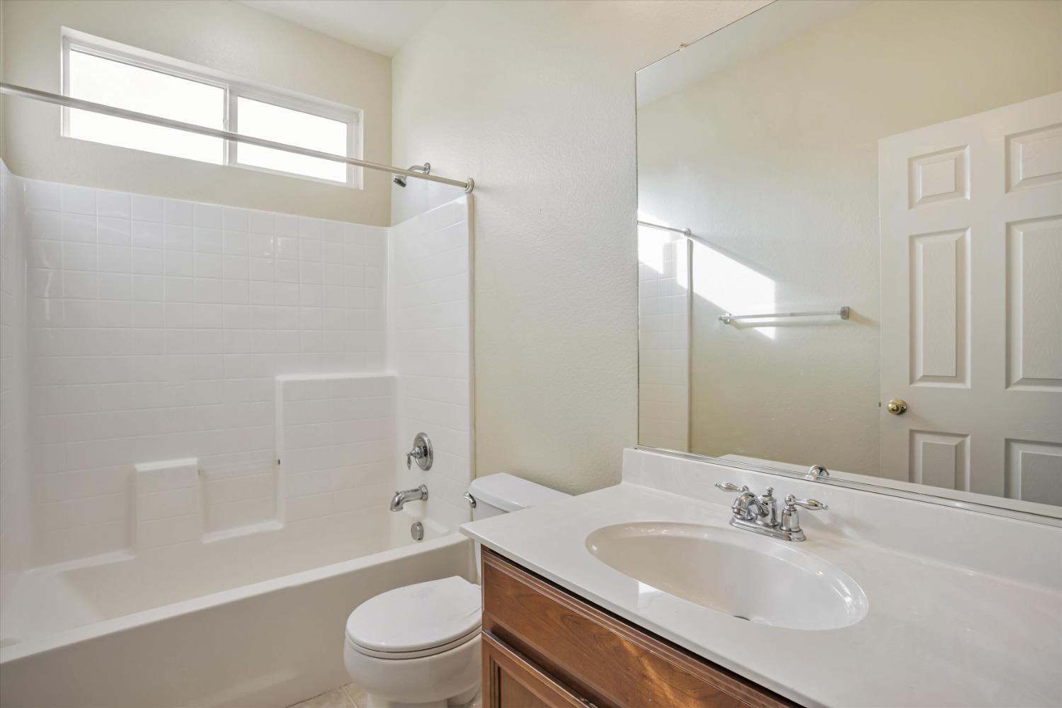 Detail Gallery Image 31 of 65 For 2569 Huckleberry Cir, West Sacramento,  CA 95691 - 3 Beds | 2/1 Baths