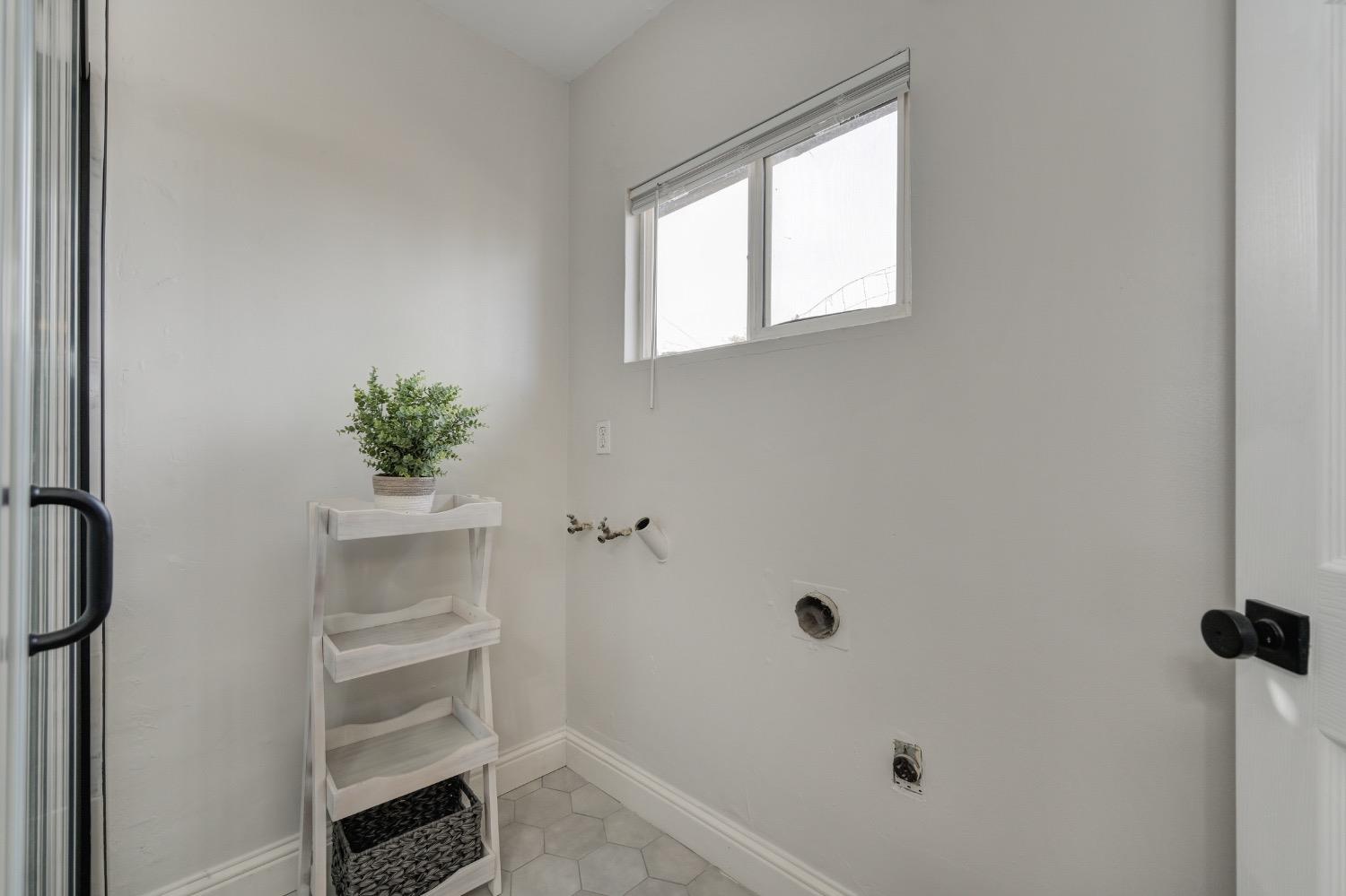 Detail Gallery Image 17 of 25 For 724 South Ave, Sacramento,  CA 95838 - 2 Beds | 2 Baths